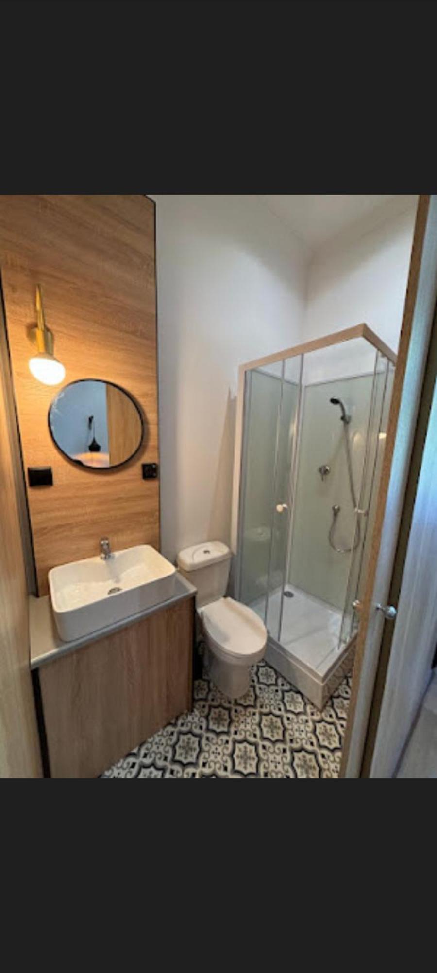 Bed & Breakfast Metro & Parking *